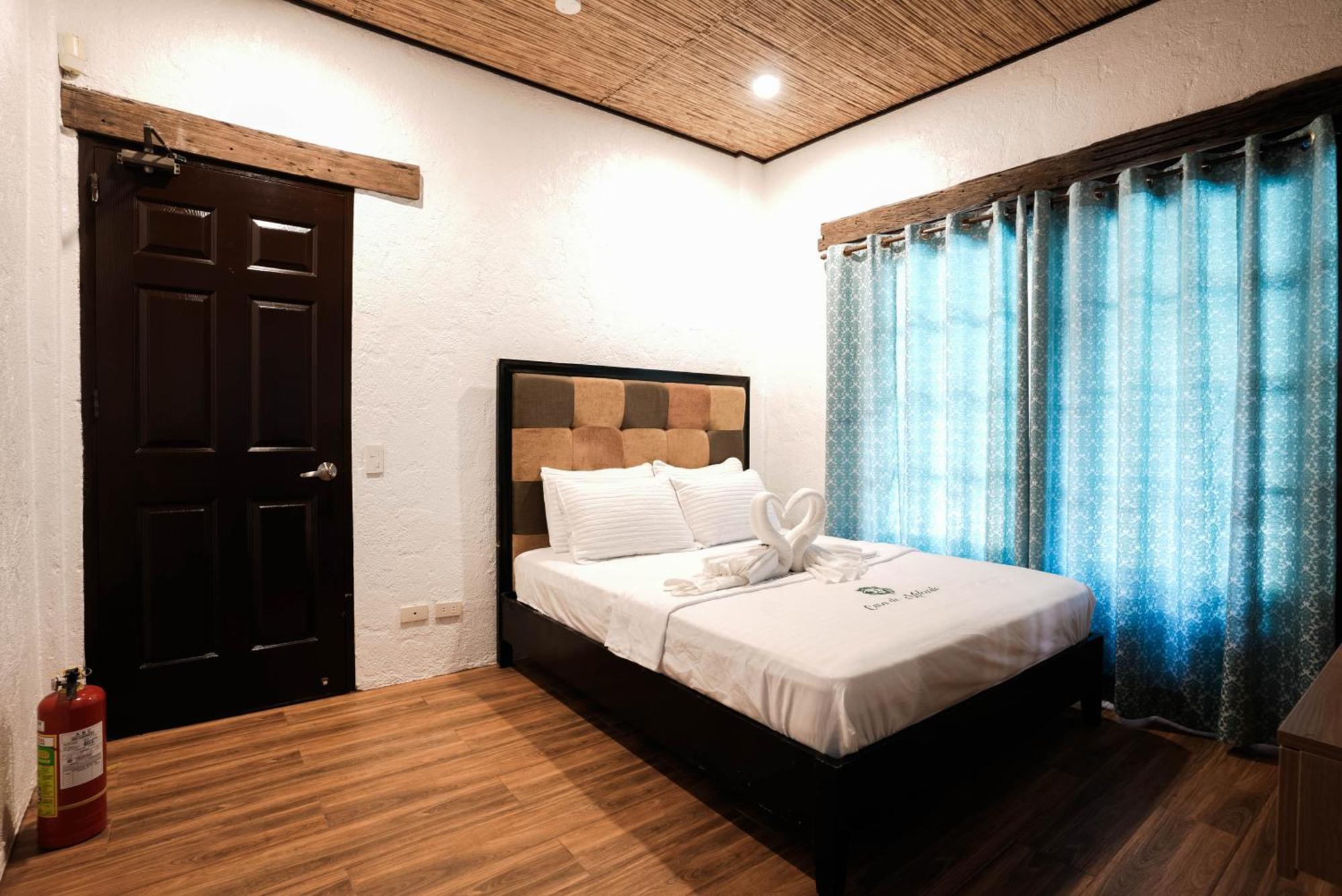 Casa De Celestina Private Resort Silang Ngoại thất bức ảnh